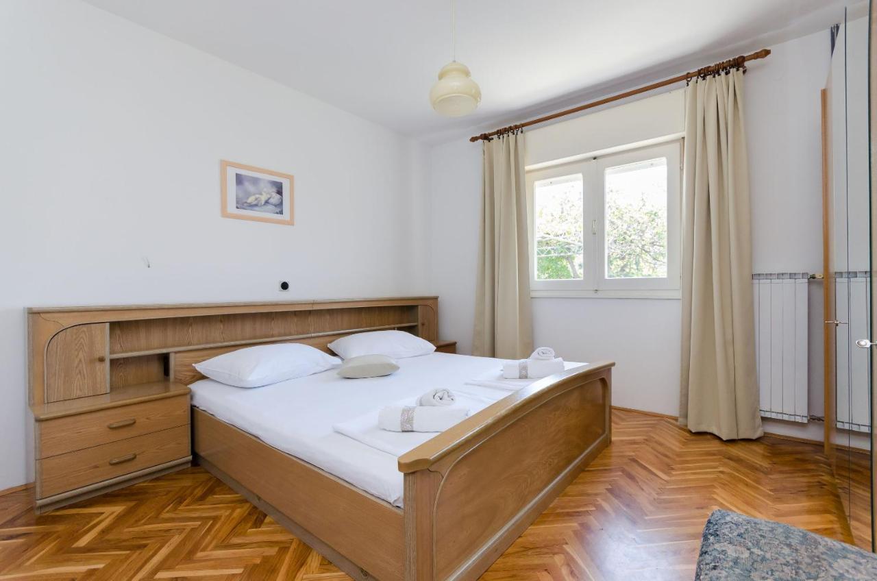 Apartments Slavica R Banjol Exteriér fotografie