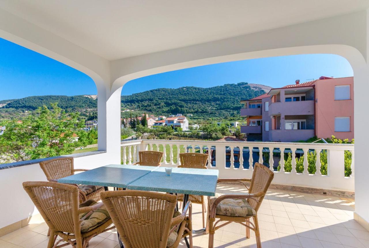 Apartments Slavica R Banjol Exteriér fotografie