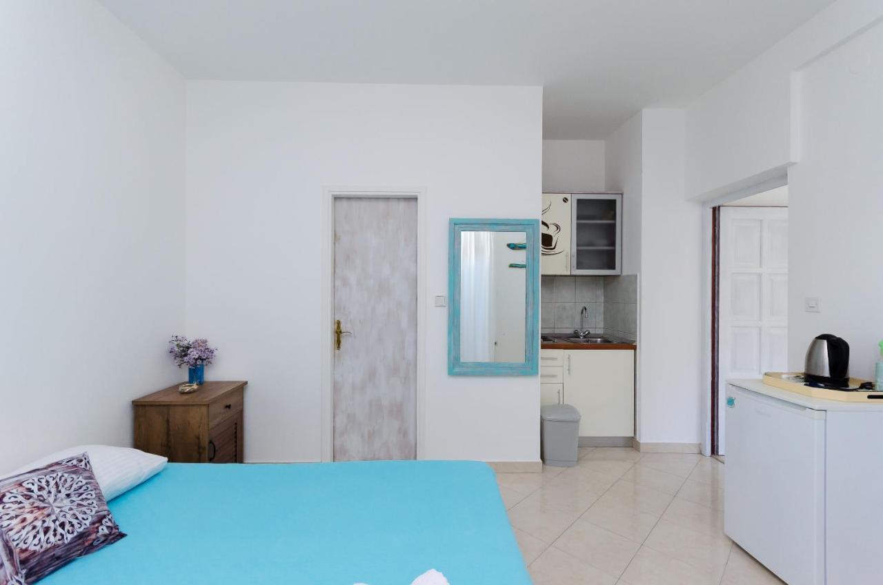 Apartments Slavica R Banjol Exteriér fotografie