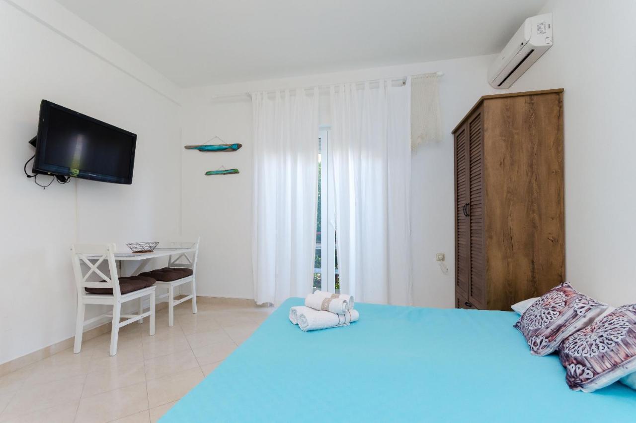 Apartments Slavica R Banjol Exteriér fotografie