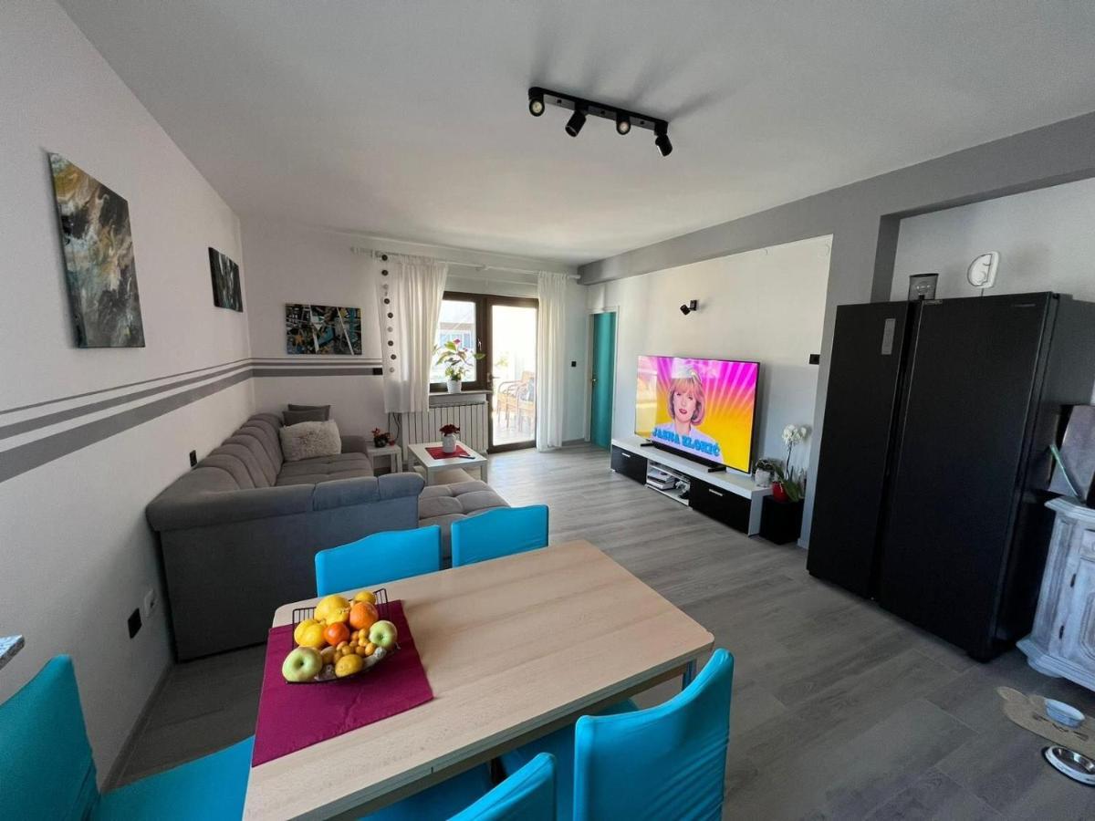 Apartments Slavica R Banjol Exteriér fotografie